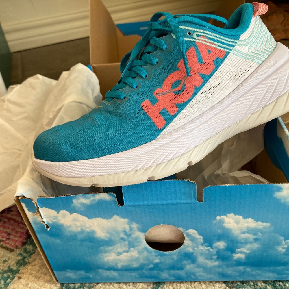 HOKA Carbon X Women's 7.5 Running shoe